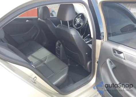 2014 Volkswagen Jetta 1.8T Se from USA, damaged, VIN 3VWD07AJ9EM276437